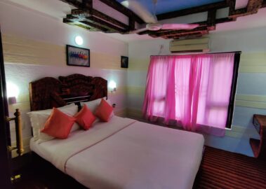 1 bed Deluxe bedroom bedroom 2