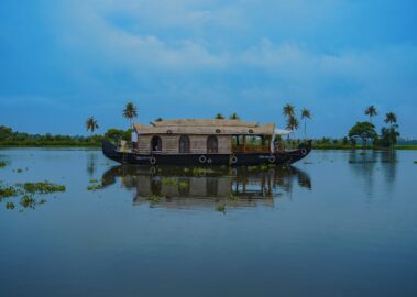 1 bed Deluxe bedroom exterior 1