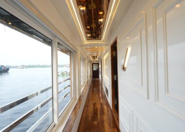 4 Bedroom luxury corridor STLX-028