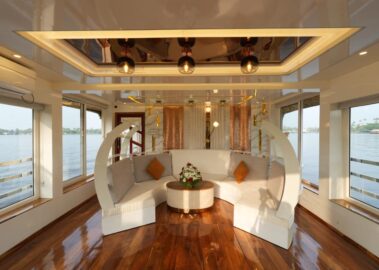 4 Bedroom luxury lobby STLX-028