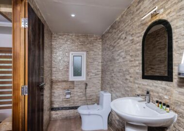 5 Bedroom luxury bathroom 2 STLX-052