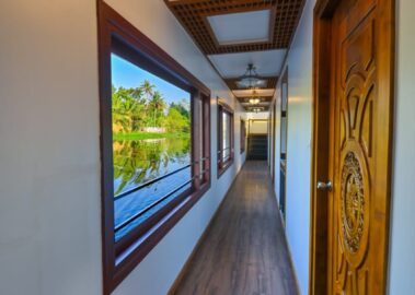 5 Bedroom luxury corridor 2 STLX-039