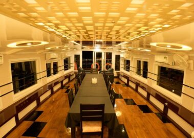 5 Bedroom luxury dining 1 STLX-056