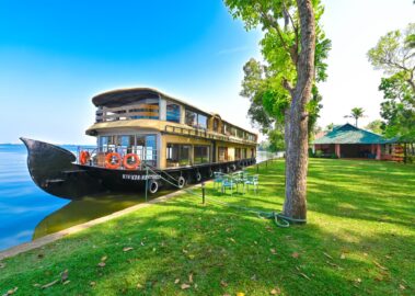 5 Bedroom luxury exterior 9 STLX-039