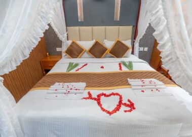 6 Bedroom luxury bedroom 3 STLX-046