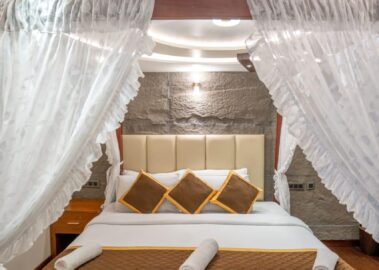 6 Bedroom luxury bedroom 6 STLX-046