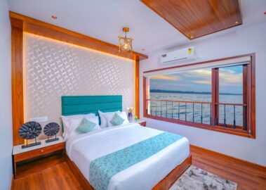 9 Bedroom luxury bedroom 3 STLX-059