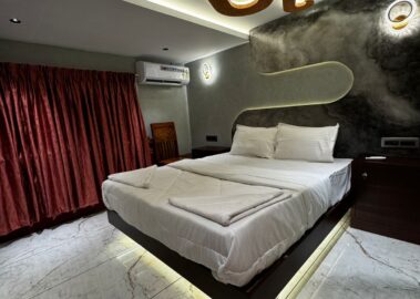 9 Bedroom luxury bedroom 6 STLX-060