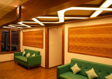 9 Bedroom luxury lobby 1 STLX-059